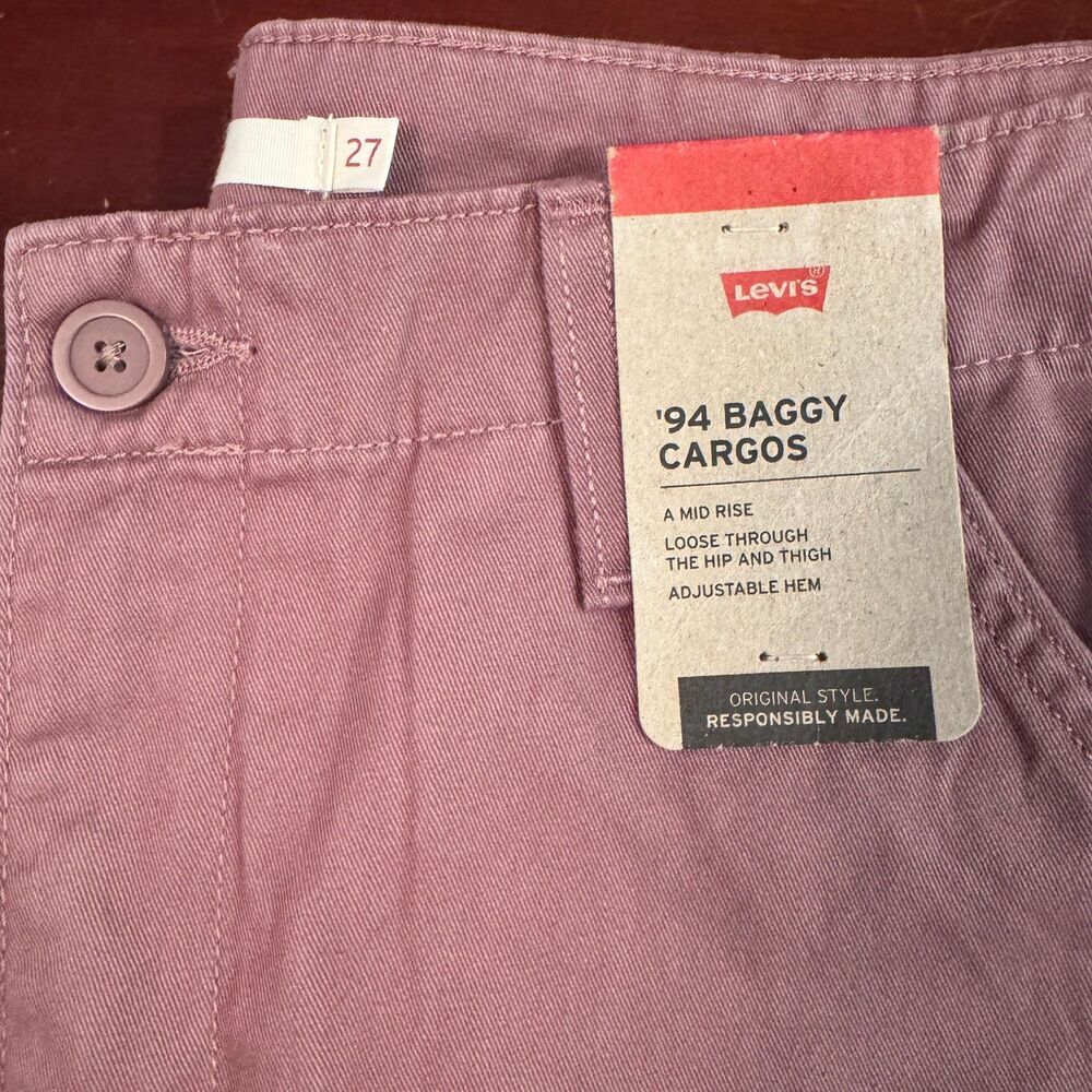 Levi's '94 Baggy Cargo Pants Mauve Pink Mid Rise Adjustable Hem 27x30 NWT - Picture 3 of 16